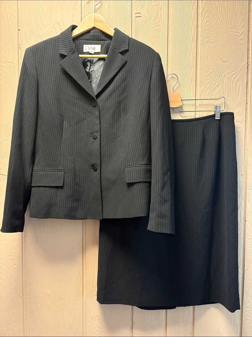 Le Suit Skirt Set